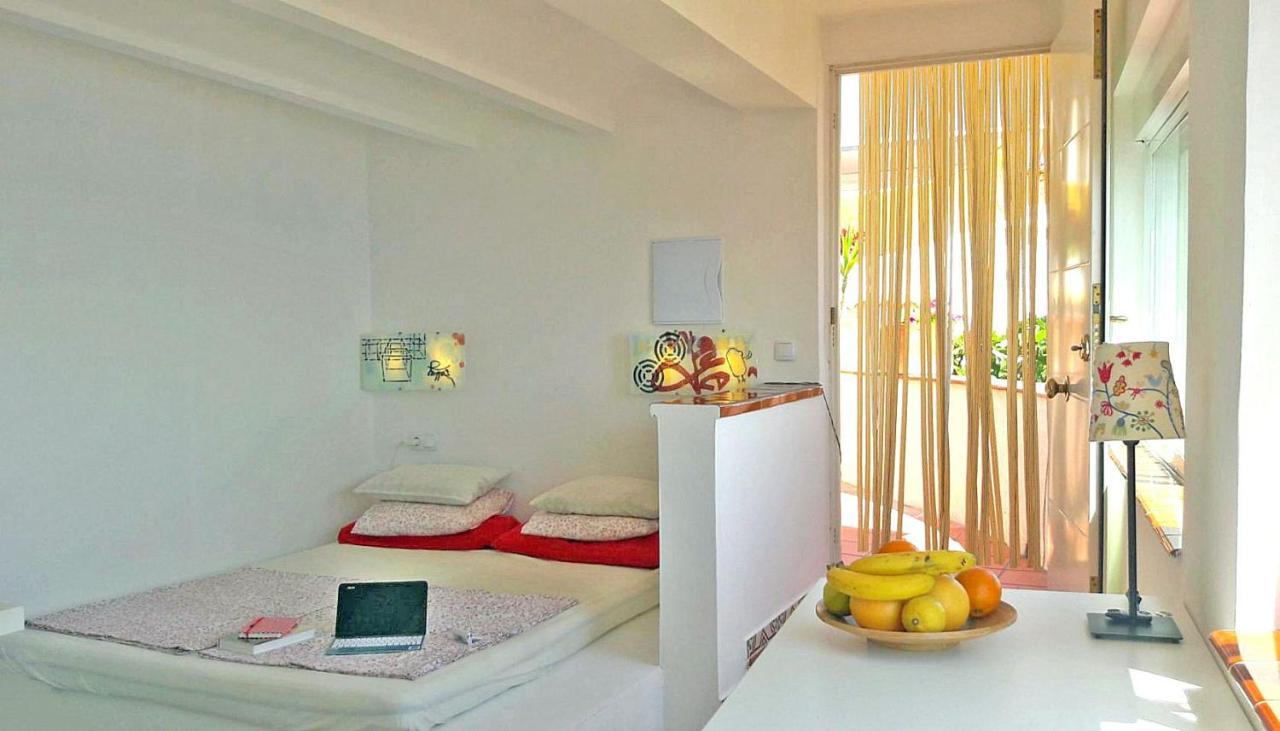 Splendido Studio, Vista Mare, A 5mn Dalla - Casa Artevida